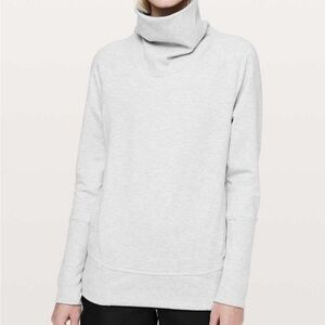 LULULEMON High Lines Pullover Cowl Neck Sweatshirt Sweater Light Gray Sz 6